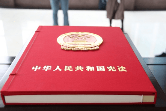 孝感中院举行员额法官宪法宣誓仪式149.png