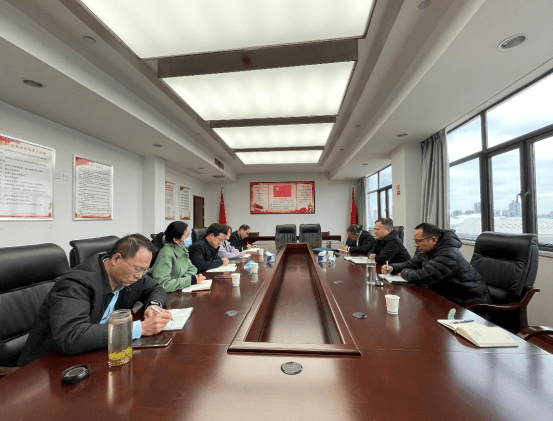 2022.3.17  与市人社局座谈新闻稿（民三庭 行政庭）157.png