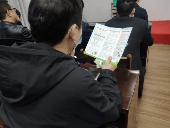 3.31 孝感中院开展送法进企业宣讲活动442.png
