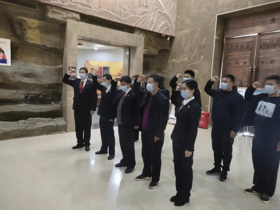 3.31 【走进人民法庭】共防共治学生欺凌，共建共享和谐校园1215.png