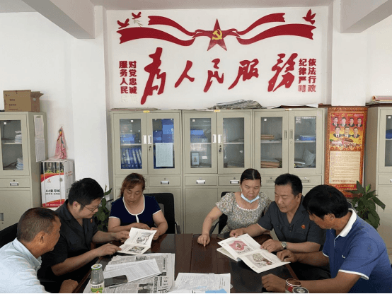 法官主动调解“涉农”纠纷   现场以案释法说“典”387.png