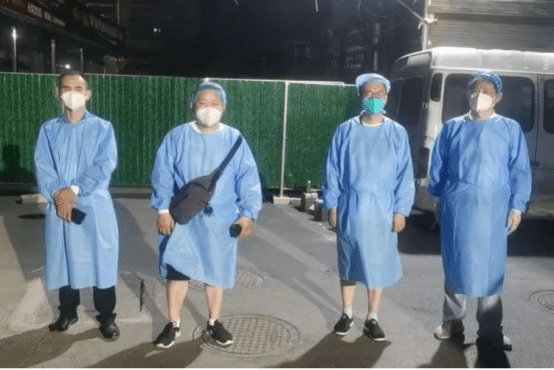 “疫”刻坚守——记孝感中院理丝社区疫情防控突击队779.png