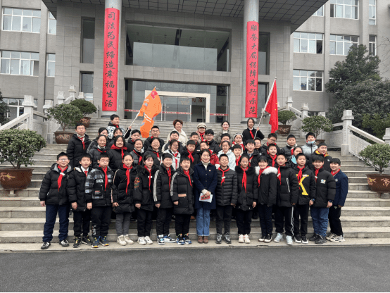 学法零距离 点亮法治梦——安陆法院开展“法院开放日”活动106.png
