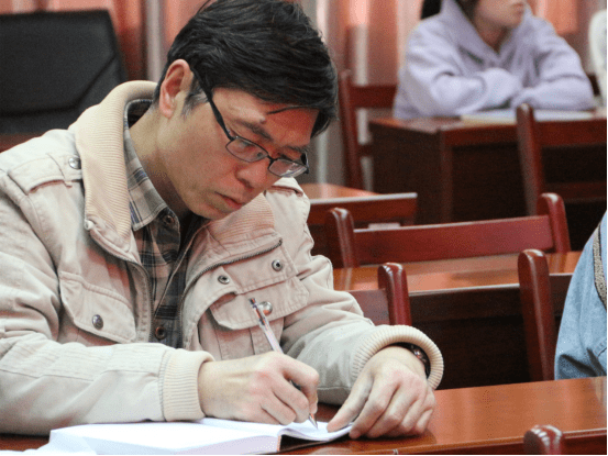 20230320民一庭余希：阳春三月 法护芳华 孝感市中级人民法院到省核工业地质局开展女职工普法宣传讲座核能地质局法治宣传313.png