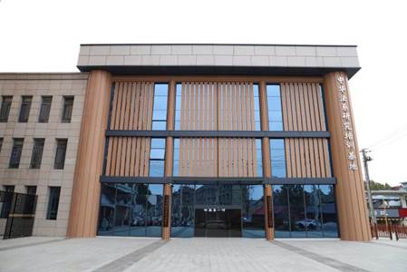 image004.jpg image004.jpg